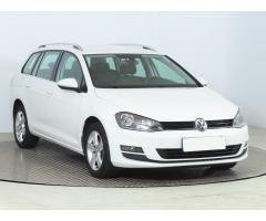 Volkswagen Golf Variant R-Line mHEV DSG Zlevněno o 16 000 Kč