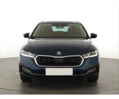 ŠKODA SUPERB COMBI 2.0TDI 140 LAURIN&K 4X4 DSG 7ST