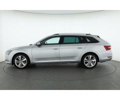 ŠKODA SUPERB COMBI 2.0TDI 140 LAURIN&K 4X4 DSG 7ST