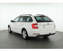 Audi Q3 S tronic DSG Zlevněno o 22 000 Kč