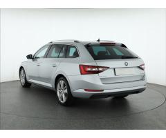 ŠKODA SUPERB COMBI 2.0TDI 140 LAURIN&K 4X4 DSG 7ST