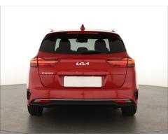 Kia Cee`d 1.5 T-GDI MHEV 118kW - 6