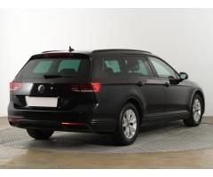 Volkswagen Passat 2.0 TDI 90kW - 7