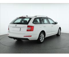 Škoda Octavia 1.6 TDI 77kW - 7