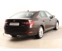 Škoda Superb 2.0 TDI 140kW - 7