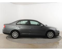 Volkswagen Jetta 1.4 TSI 90kW - 8