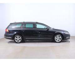 Volkswagen Passat 2.0 TDI 103kW - 8