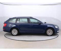 Škoda Octavia 2.0 TDI 110kW - 8