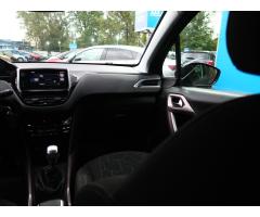 Peugeot 2008 1.6 BlueHDi 88kW - 11