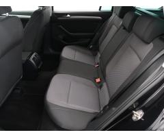 Volkswagen Passat 2.0 TDI 90kW - 15