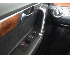 Volkswagen Passat 2.0 TDI 103kW - 25