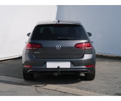 Volkswagen Golf 1.0 TSI 85kW - 6