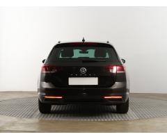 Volkswagen Passat 2.0 TDI 110kW - 6