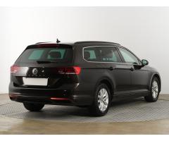 Volkswagen Passat 2.0 TDI 110kW - 7