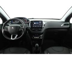 Peugeot 2008 1.2 PureTech 60kW - 9