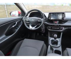 Hyundai i30 1.5 DPI 81kW - 9