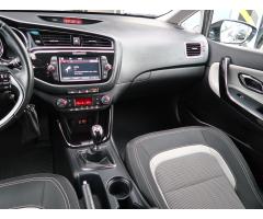 Kia Cee`d 1.6 GDI 99kW - 11