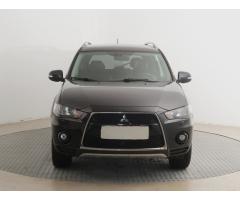 Mitsubishi Outlander 2.0 DI-D 103kW - 2