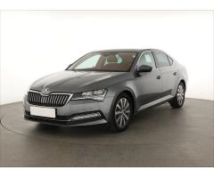 ŠKODA SUPERB COMBI 2.0TDI 140 LAURIN&K 4X4 DSG 7ST