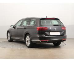 Volkswagen Passat 2.0 TDI 140kW - 5