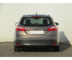 Ford Focus 1.6 i 77kW - 6