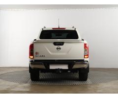 Nissan Navara 2.3 dCi 140kW - 6