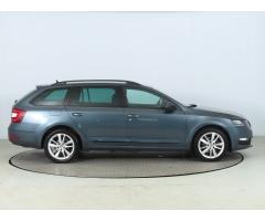 Škoda Octavia 2.0 TDI 110kW - 8