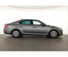 Škoda Superb 2.0 TDI 110kW - 8