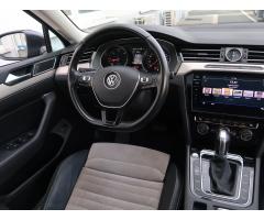 Volkswagen Passat 2.0 TDI 140kW - 9