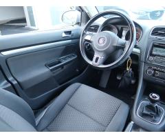 Volkswagen Golf 1.6 75kW - 9