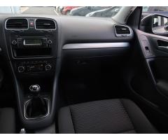 Volkswagen Golf 1.6 75kW - 11