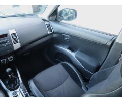 Mitsubishi Outlander 2.0 DI-D 103kW - 11