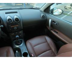 Nissan Qashqai 2.0 dCi 110kW - 11