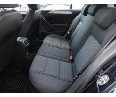 Volkswagen Golf 1.6 75kW - 15