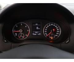 Volkswagen Sharan 2.0 TDI 103kW - 17