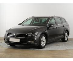 Volkswagen Passat 2.0 TDI 110kW - 3