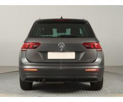 Volkswagen Tiguan 2.0 TDI 110kW - 6