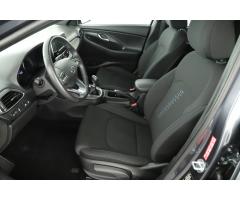 Hyundai i30 1.4 T-GDI 103kW - 13