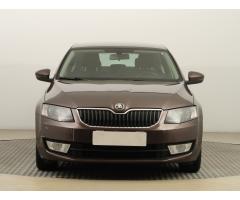 ŠKODA SUPERB COMBI 2.0TDI 140 LAURIN&K 4X4 DSG 7ST