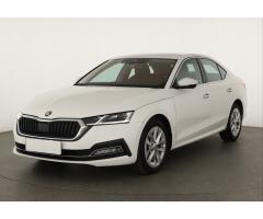 ŠKODA SUPERB COMBI 2.0TDI 140 LAURIN&K 4X4 DSG 7ST