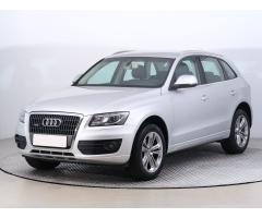 Audi Q3 S tronic DSG Zlevněno o 22 000 Kč