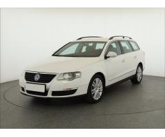 Volkswagen Passat 2.0 TDI 103kW - 3