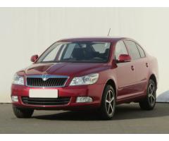 ŠKODA SUPERB COMBI 2.0TDI 140 LAURIN&K 4X4 DSG 7ST