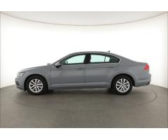 Volkswagen Passat 1.5 TSI 110kW - 4