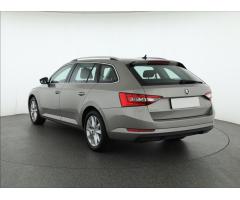 Škoda Superb 2.0 TDI 110kW - 5