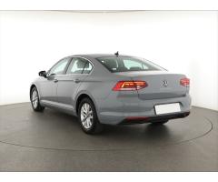 Volkswagen Passat 1.5 TSI 110kW - 5