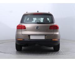 Volkswagen Tiguan 2.0 TDI 103kW - 6