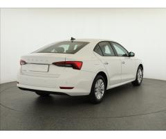 Škoda Octavia 1.5 TSI 110kW - 7