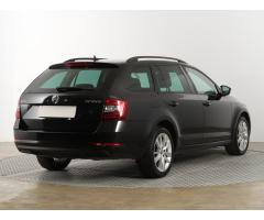 Škoda Octavia 1.6 TDI 85kW - 7