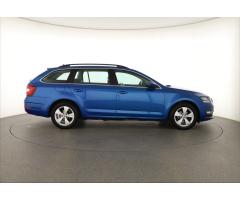 Škoda Octavia 1.6 TDI 85kW - 8